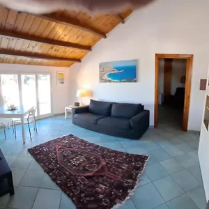  Apartment Mansarda Mondello Italien